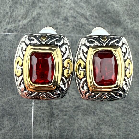 Vintage Costume Gold-Silver-Tone Red Rhinestone Clip On Earrings Unmarked 0.75" - Picture 7 of 10